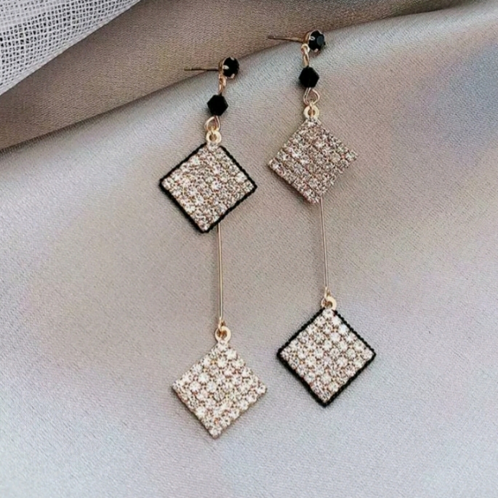 Geometric Sparkle Earrings - Picture 2 of 8